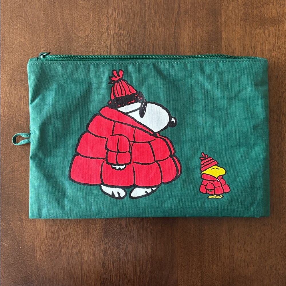 Baggu Peanuts Snoopy Medium Go Pouch NWOT